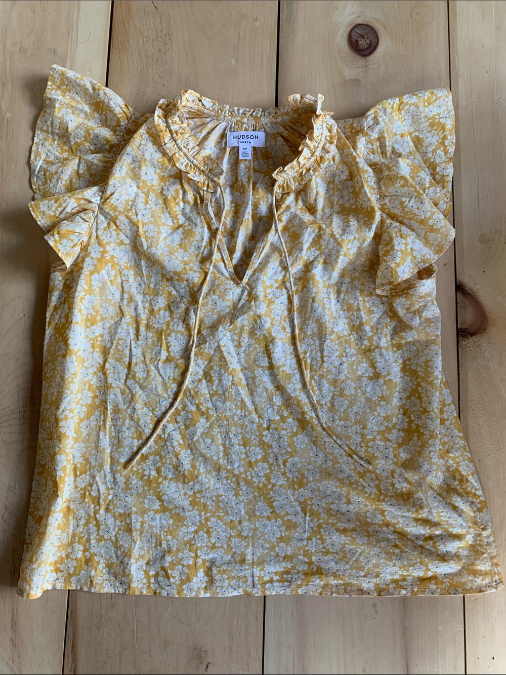 Hudson North Yellow White Floral Ruffle-Neck Blouse